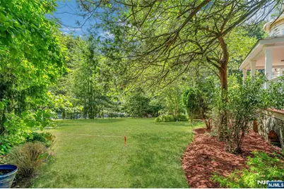 241 Summit Avenue, Hackensack, NJ 07601 - Photo 47