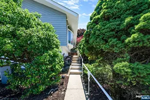 128 Beverly Rd, Fairfield, NJ 07004 - Photo 5
