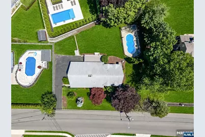 128 Beverly Road, Fairfield, NJ 07004 - Photo 21