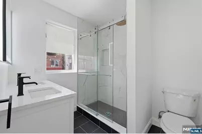 438 10th Street, Newark, NJ 07103 - Photo 17