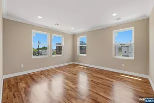438 10th St, Newark, NJ 07103 - Photo 33