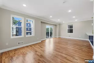 438 10th St, Newark, NJ 07103 - Photo 7