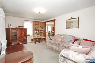 105 Sherwood Ave, Mahwah, NJ 07430 - Photo 5