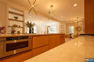 155 Waldo Pl, Englewood, NJ 07631 - Photo 7