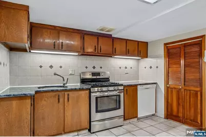 27 - 29 Crystal Street, North Arlington, NJ 07031 - Photo 13