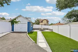 377 Parker Ave, Hackensack, NJ 07601 - Photo 27
