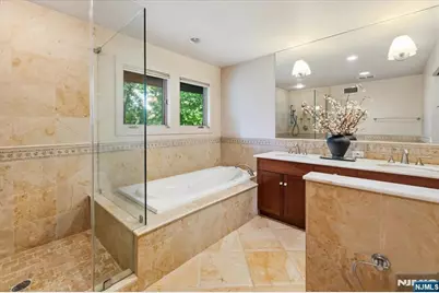 130 Van Nostrand Avenue, Englewood Cliffs, NJ 07632 - Photo 19