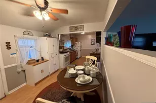 208 Lawrence Dr, Paramus, NJ 07652 - Photo 5