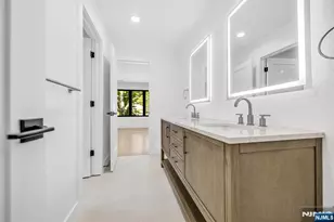 408 Terhune Ave, Paramus, NJ 07652 - Photo 43