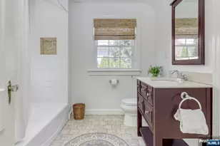 39 Hollis Dr, Ho Ho Kus, NJ 07423 - Photo 17