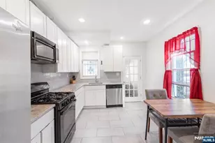 158 Clinton St, East Orange, NJ 07018 - Photo 3