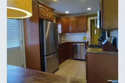 82 2nd Street, North Arlington, NJ 07031 - Photo 9
