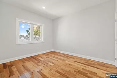 229 Wayne Avenue, Cliffside Park, NJ 07010 - Photo 25