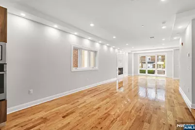 229 Wayne Avenue, Cliffside Park, NJ 07010 - Photo 7