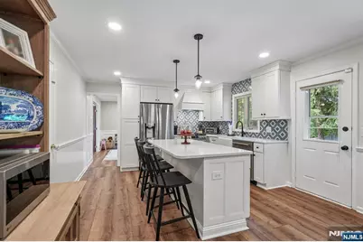 4 Holyoke Road, Wayne, NJ 07470 - Photo 15