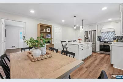4 Holyoke Road, Wayne, NJ 07470 - Photo 19