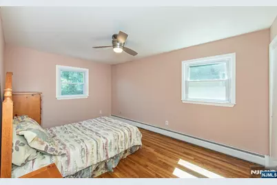 44 Molinari Drive, Wanaque, NJ 07465 - Photo 19