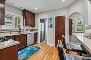 282 Richmond Ave, South Orange, NJ 07079 - Photo 9