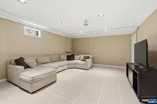 21 Morley Ln, Bloomfield, NJ 07003 - Photo 23