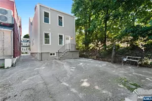 534 Morris St, Orange, NJ 07050 - Photo 49