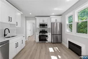 534 Morris St, Orange, NJ 07050 - Photo 17