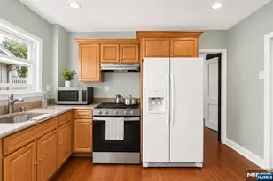 41 Berkeley Pl, Bloomfield, NJ 07003 - Photo 7
