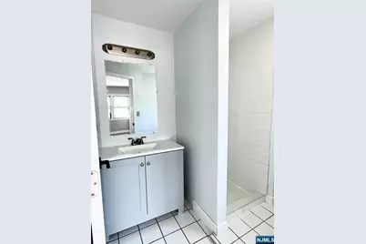 60 Laurel, Paterson, NJ 07522 - Photo 19