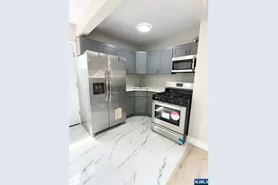 60 Laurel, Paterson, NJ 07522 - Photo 11