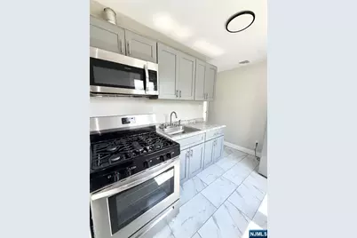 60 Laurel, Paterson, NJ 07522 - Photo 21