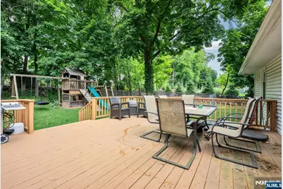 327 Hil Ray Avenue, Wyckoff Township, NJ 07481 - Photo 29
