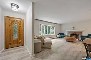 327 Hil Ray Ave, Wyckoff Township, NJ 07481 - Photo 5