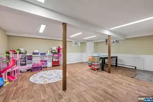 327 Hil Ray Ave, Wyckoff Township, NJ 07481 - Photo 27