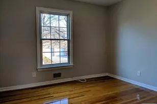 18 Van Wagoner Dr, Englewood Cliffs, NJ 07632 - Photo 9