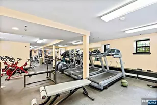 1112 Park Ave 2L, Hoboken, NJ 07030 - Photo 25