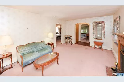 15-06 Morlot Avenue, Fair Lawn, NJ 07410 - Photo 5
