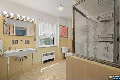111 Upper Mountain Avenue, Montclair, NJ 07042 - Photo 35