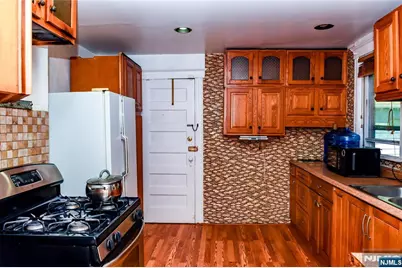 [Address not provided], East Orange, NJ 07017 - Photo 5