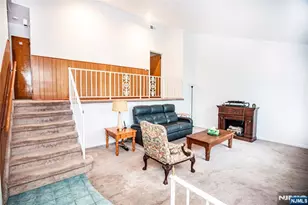 560 Boulevard, New Milford, NJ 07646 - Photo 11