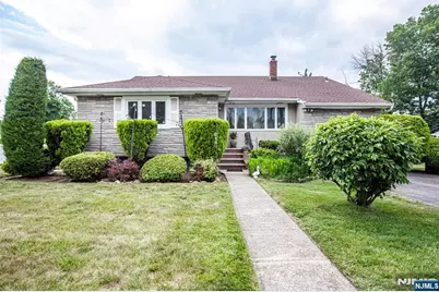 560 Boulevard, New Milford, NJ 07646 - Photo 1
