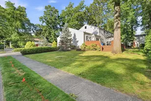 862 Battel Pl, Oradell, NJ 07649 - Photo 3