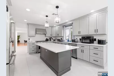 862 Battel Place, Oradell, NJ 07649 - Photo 17