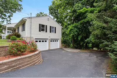 40 Shadowy Lane, West Milford, NJ 07480 - Photo 9