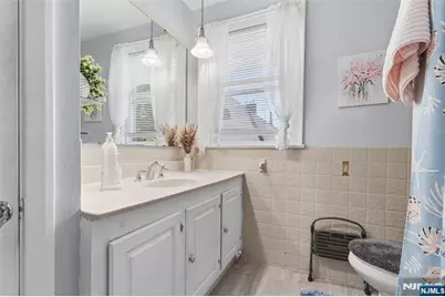 85 Dumont Avenue, Clifton, NJ 07013 - Photo 11