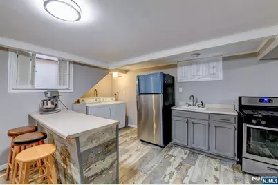 147 Field Avenue, Hasbrouck Heights, NJ 07604 - Photo 17