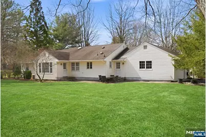 23 Jan River Drive, Upper Saddle River, NJ 07458 - Photo 31