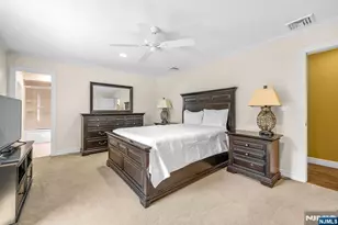 24 Vanderbeck Ln, Mahwah, NJ 07430 - Photo 25