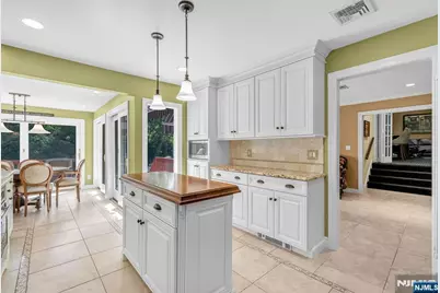 24 Vanderbeck Lane, Mahwah, NJ 07430 - Photo 17