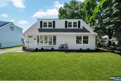25 Parker Avenue, Rochelle Park Township, NJ 07662 - Photo 1