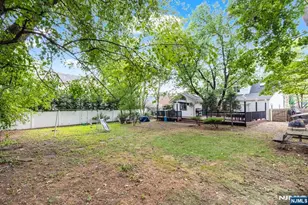 335 River Rd, New Milford, NJ 07646 - Photo 31