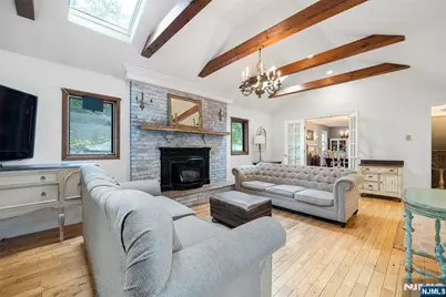 335 River Road, New Milford, NJ 07646 - Photo 7